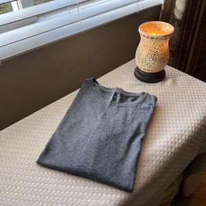 NWT women gray charcoal brand lands’end crew neck long sleeve tee size large